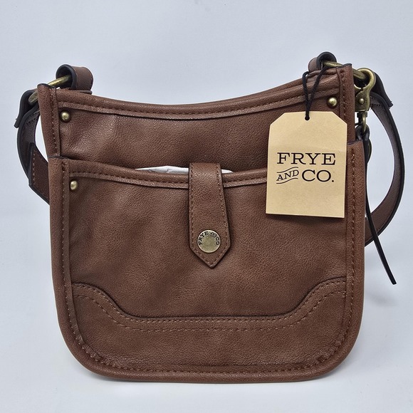 Frye & Co Crossbody Bag Womens Cognac FY Small Tab Top Zip Purse 29FC0004JC-220 - Picture 1 of 8